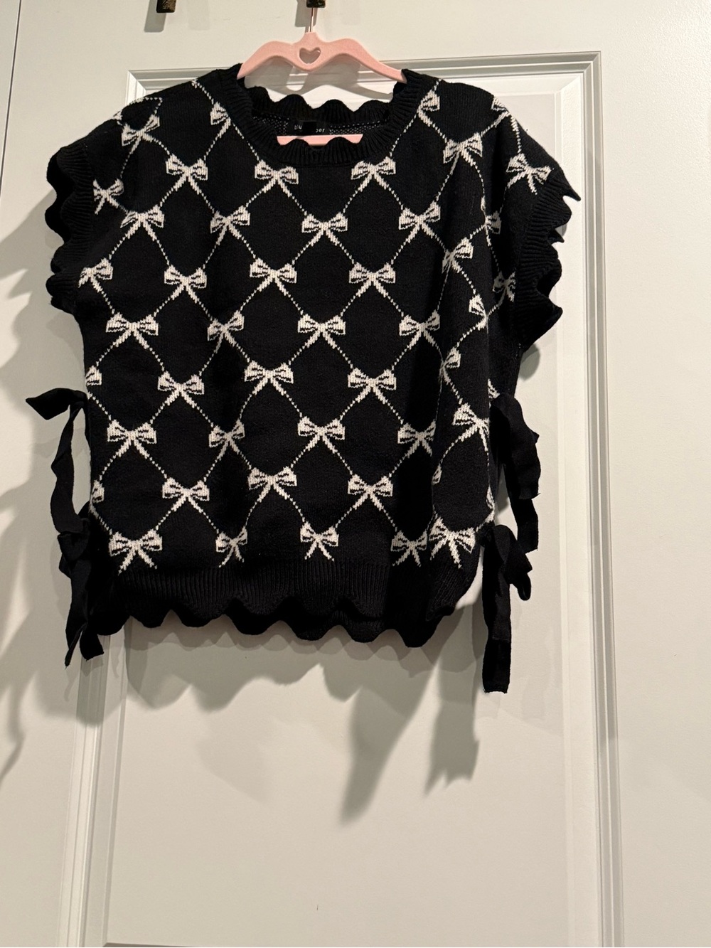 Black Bow-Print Knit Vest with Side Ties